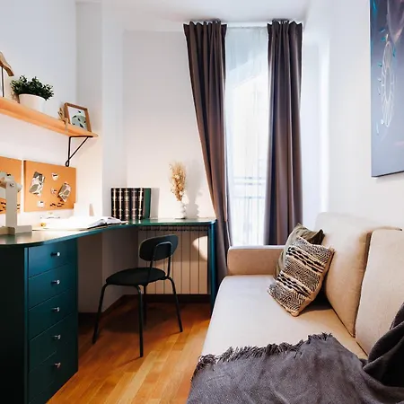 Daire Big Company 3min To Republic Square Renovated Belgrad