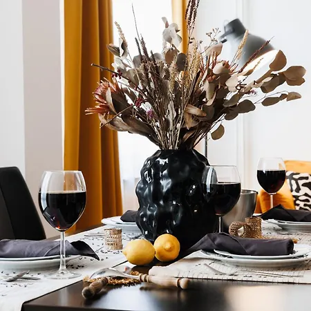 Big Company 3min To Republic Square Renovated Daire Belgrad